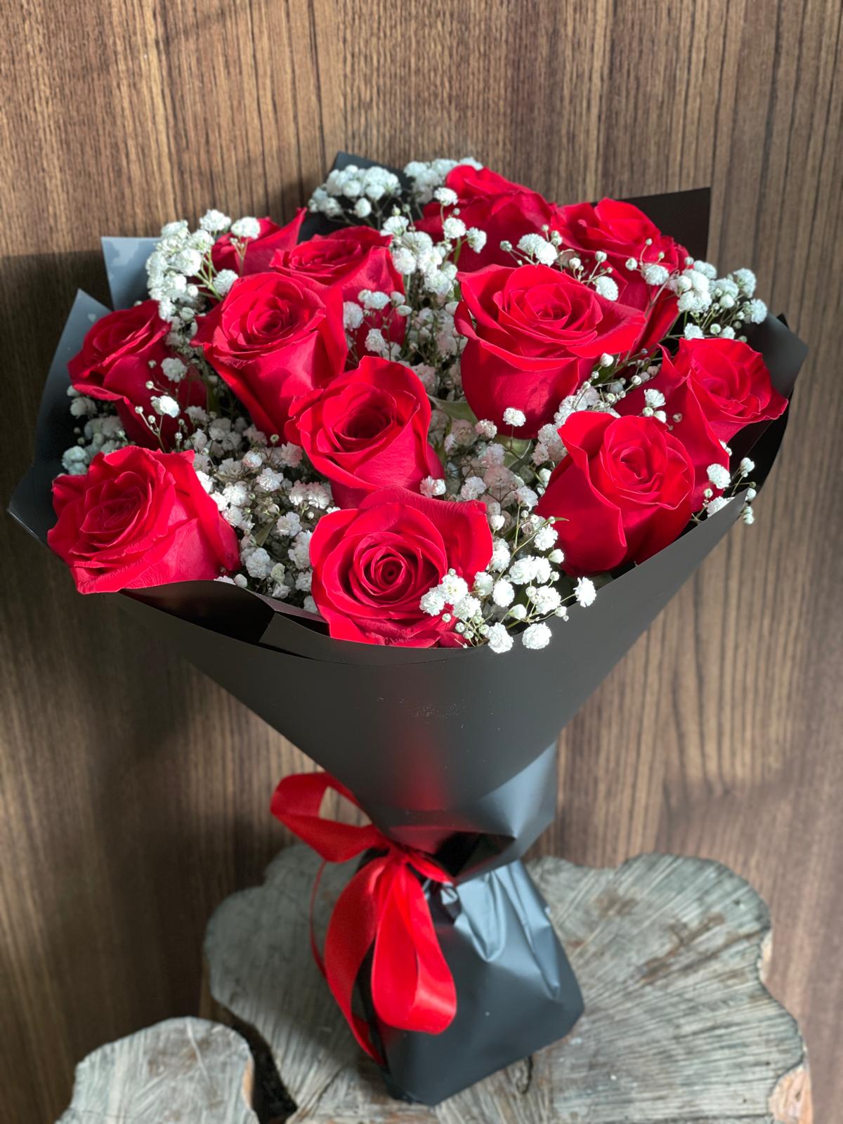 Red Roses Bouquet