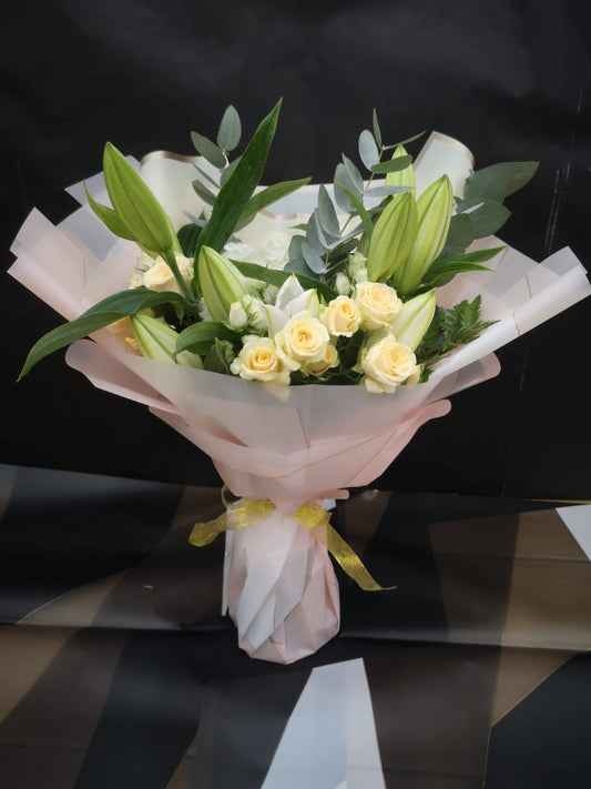 Amazing peach bouquet