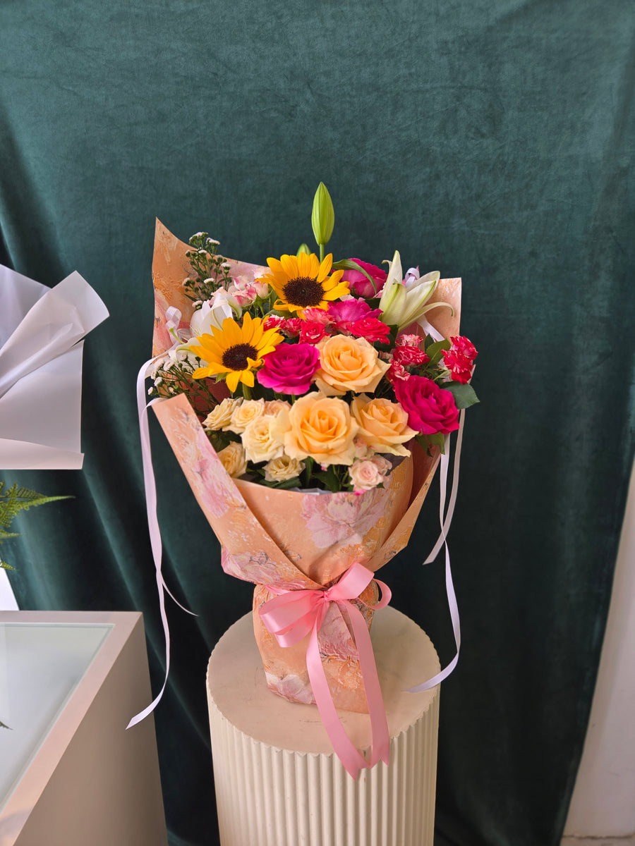 Peachy standing bouquet